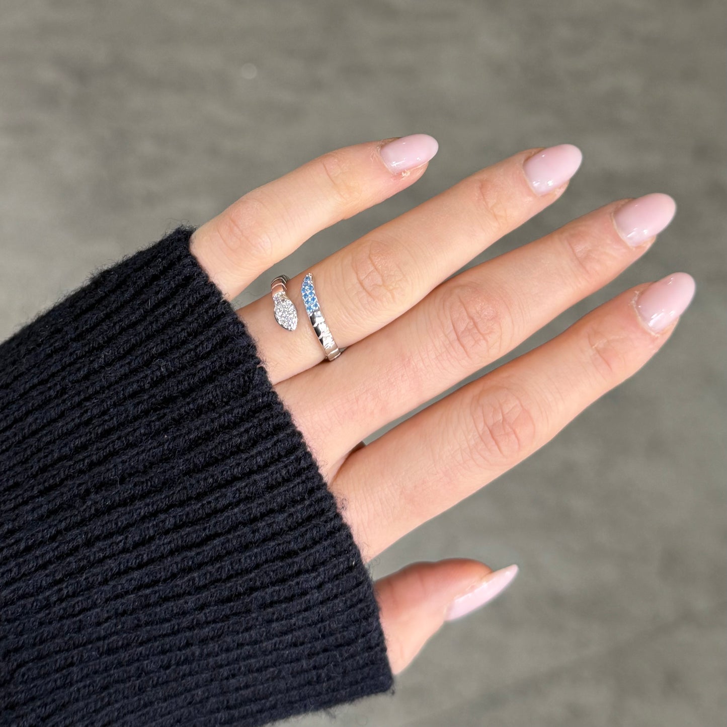 Anello snake light blue